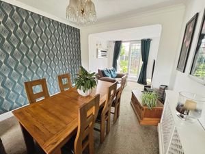 Dining Room - click for photo gallery